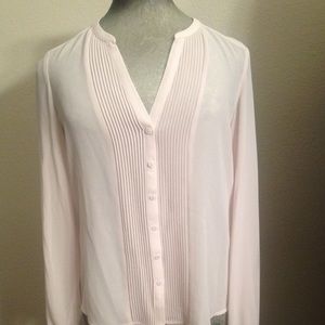 4ever 21 pink blouse with great pleating detail